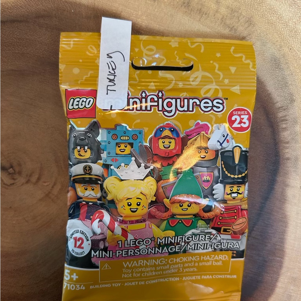 LEGO Minifigures Series 23 - sealed, ?Turkey